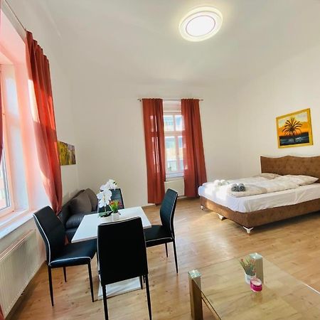 Quad-Room Near Prater Stern Wien Exterior foto