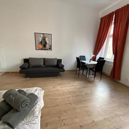 Quad-Room Near Prater Stern Wien Exterior foto