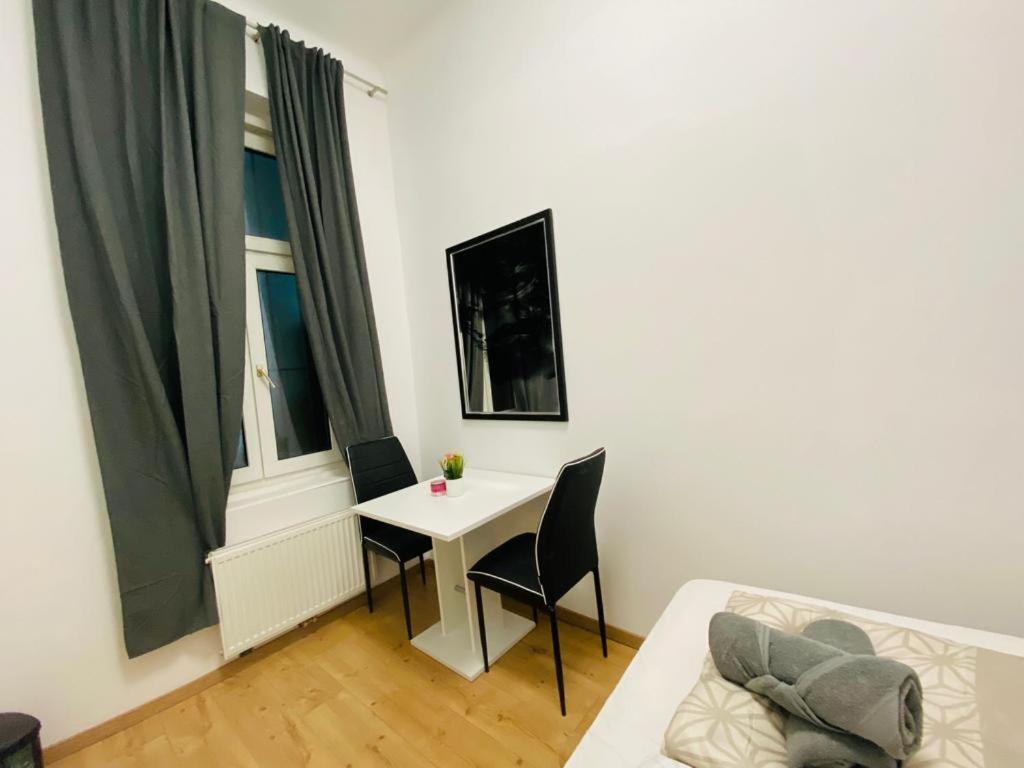 Quad-Room Near Prater Stern Wien Exterior foto